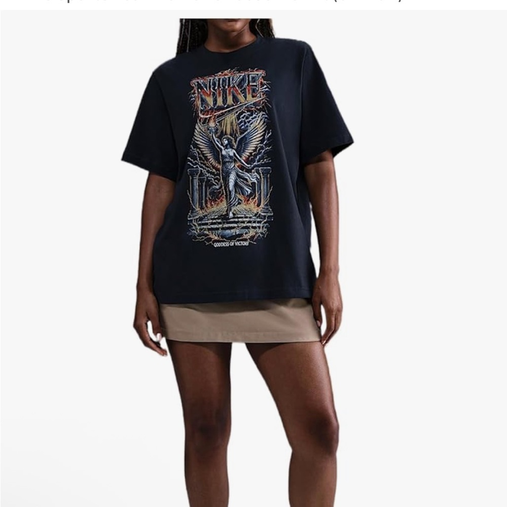 NWT Nike Sportswear Women's Loose T-Shirt (Off Noir) size Large
